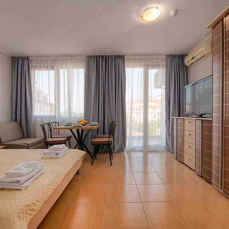 Aparthotel Apollon 7