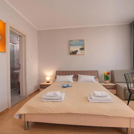 Apollon 7 Aparthotel *