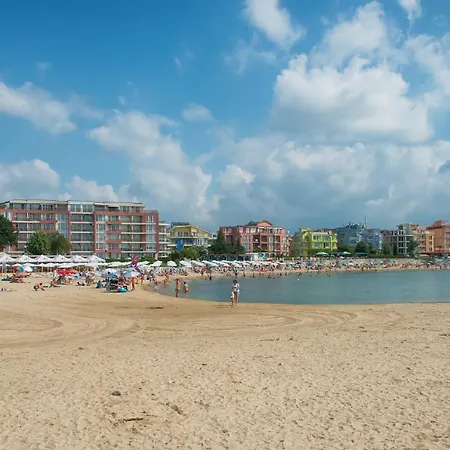 Aparthotel Apollon 7 4*